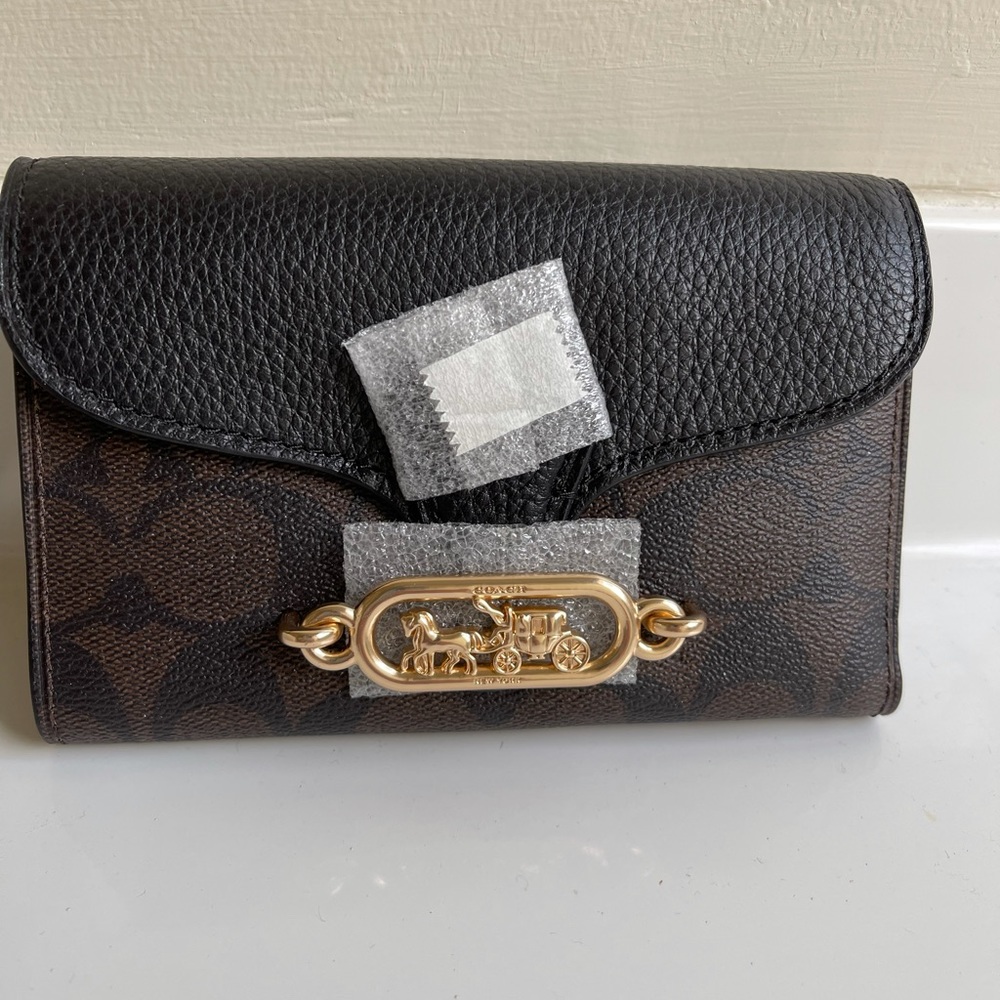 NWT Coach signature wallet